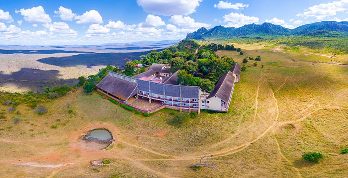 Top 8 Best Reasons To Visit Tsavo East National Park In Kenya